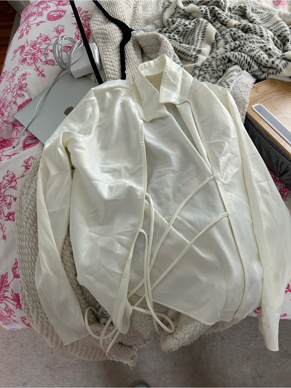 Women's Cream blouse